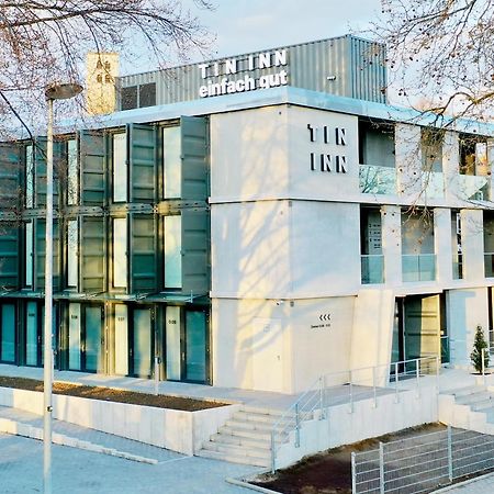 Tin Inn - Hueckelhoven - Das Hotel Aus Hochwertig Ausgebauten Ueberseecontainern المظهر الخارجي الصورة